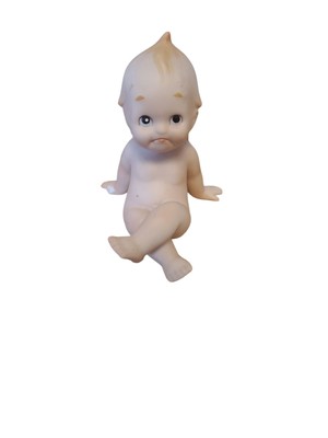 Kewpie Figurine Leaning Back On Hands Frowning W/ Eyebrows Up kw913 japan