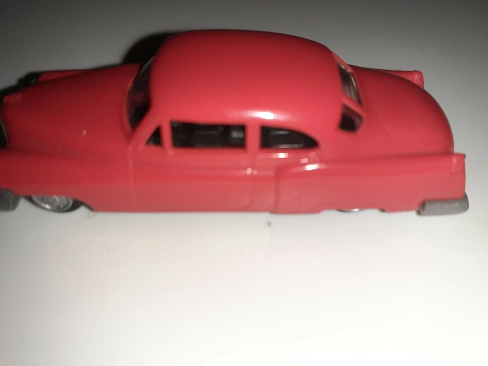 Busch HO Cadillac Red 1/87 Loose FREE SHIPPING - Image 2 of 3