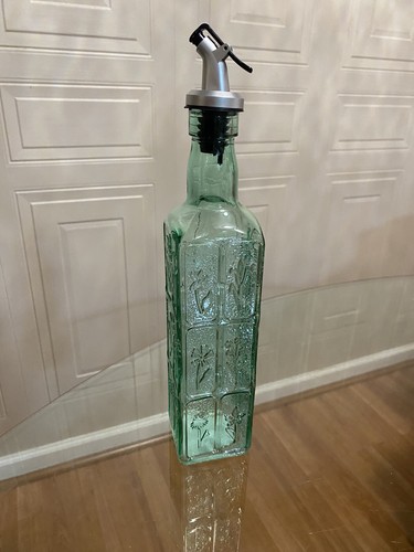 TableCraft Olive Oil Dispenser Glass Kitchen Bottle Pourer/ -New - Picture 2 of 4