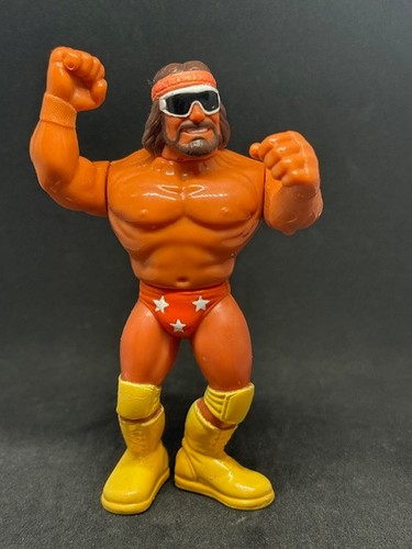 1990 Hasbro MACHO MAN Randy Savage Action Figure S...