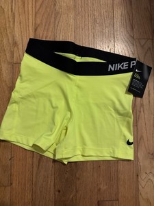Nike Women’s Pro Shorts Size M, New