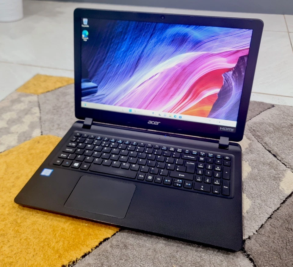 SLIM Acer Aspire EX2540 Laptop,Intel Core i3-6006U ,4GB Ram,128GB SSD,Window 11 - Image 2 of 4