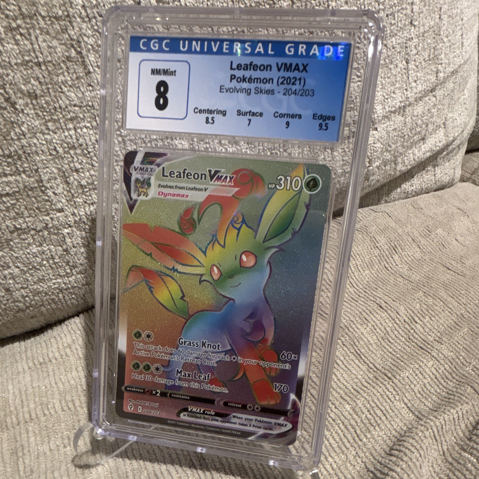 The Pokemon Company CGC 8 Leafeon VMAX 204/203 Evolving Skies Holo ENG 2021