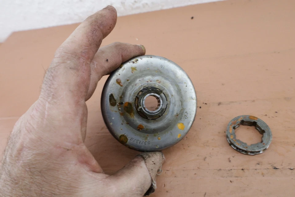 Husqvarna 385XP Chainsaw OEM Clutch Drum 5371379 3/8-7 - Image 4 of 4