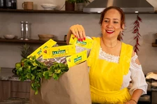 La Fiesta Star Anise, Whole 0.625 Oz Bag – Sweet, Aromatic Spice for Latin Dishe