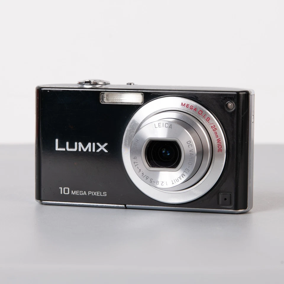 Panasonic Lumix DMC-FX35, photo 1 of 5