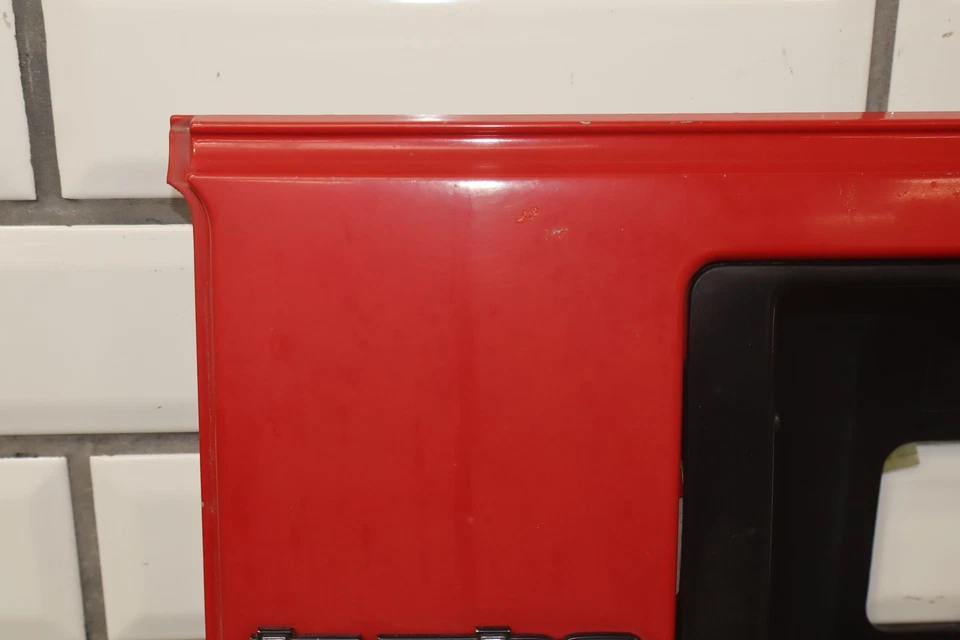 1986-1988 Toyota Supra (7MGTE 3.0L Turbo) панель задней отделки - Изображение 2 из 4