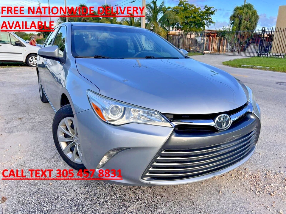 Toyota Camry 2017 Foto 2 de 4