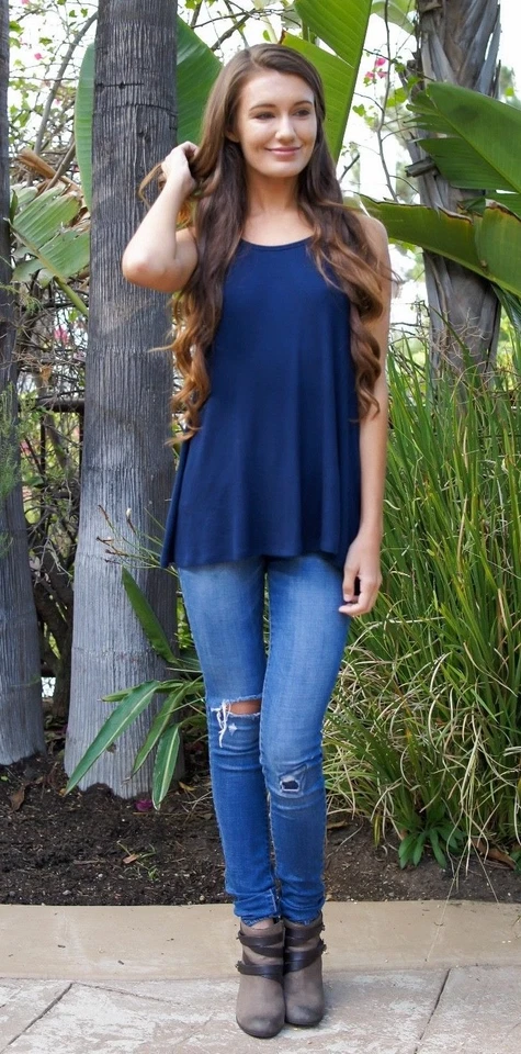 Loose Fit Ribbed Knit Tank Top | Spaghetti Strap S M L by Double Zero 17F564 - Image 2 of 4