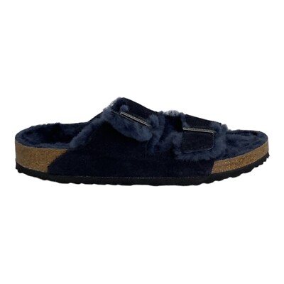 Navy Birkenstock Arizona Sandals Size 11 (M). Unworn with all the tags in box. Amazon.com | Birkenstock Unisex Arizona Soft Footbed Desert  main image 4