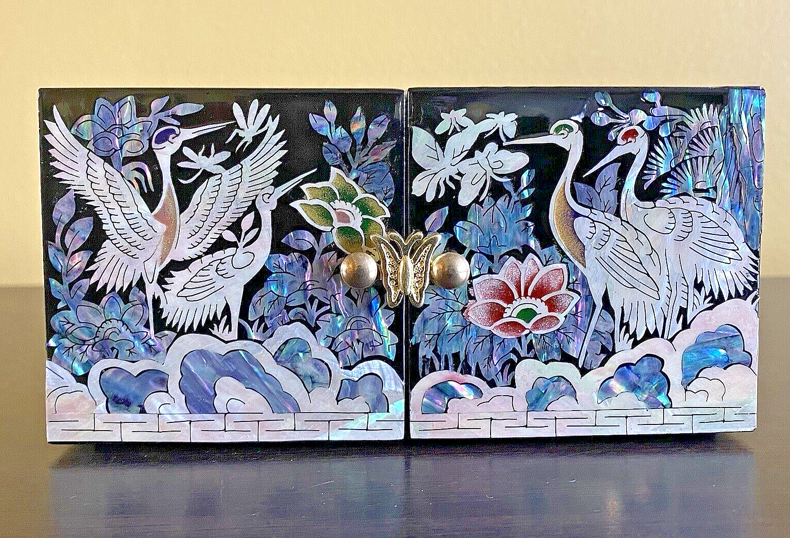 Jewelry Box Mother of Pearl Wood Lacquer Crane Pattern Rectangle w/4 Drawers-image