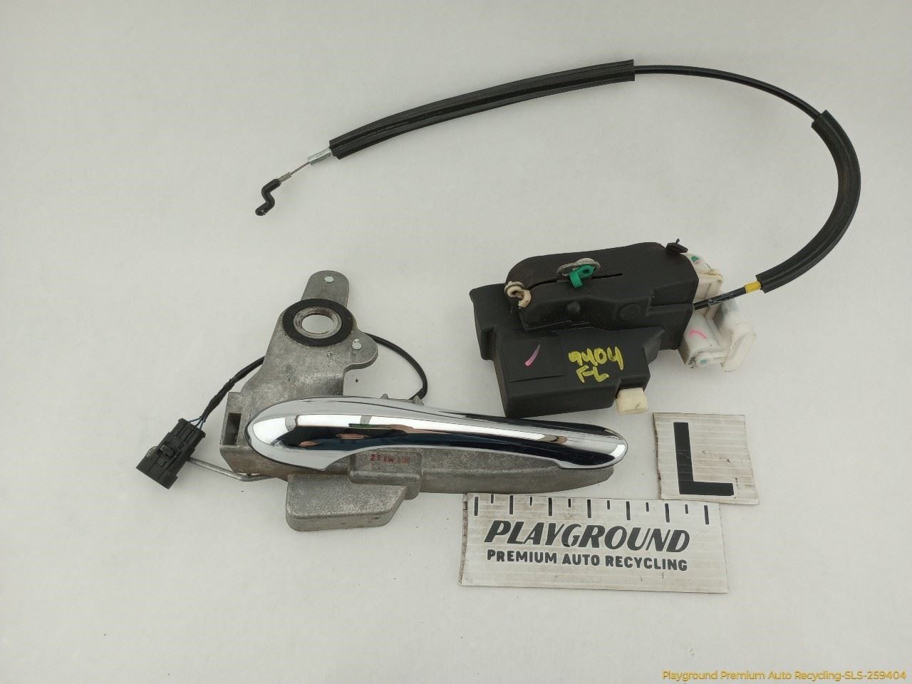 Maserati Quattroporte 2003-2008 FRONT+LEFT Exterior door handle