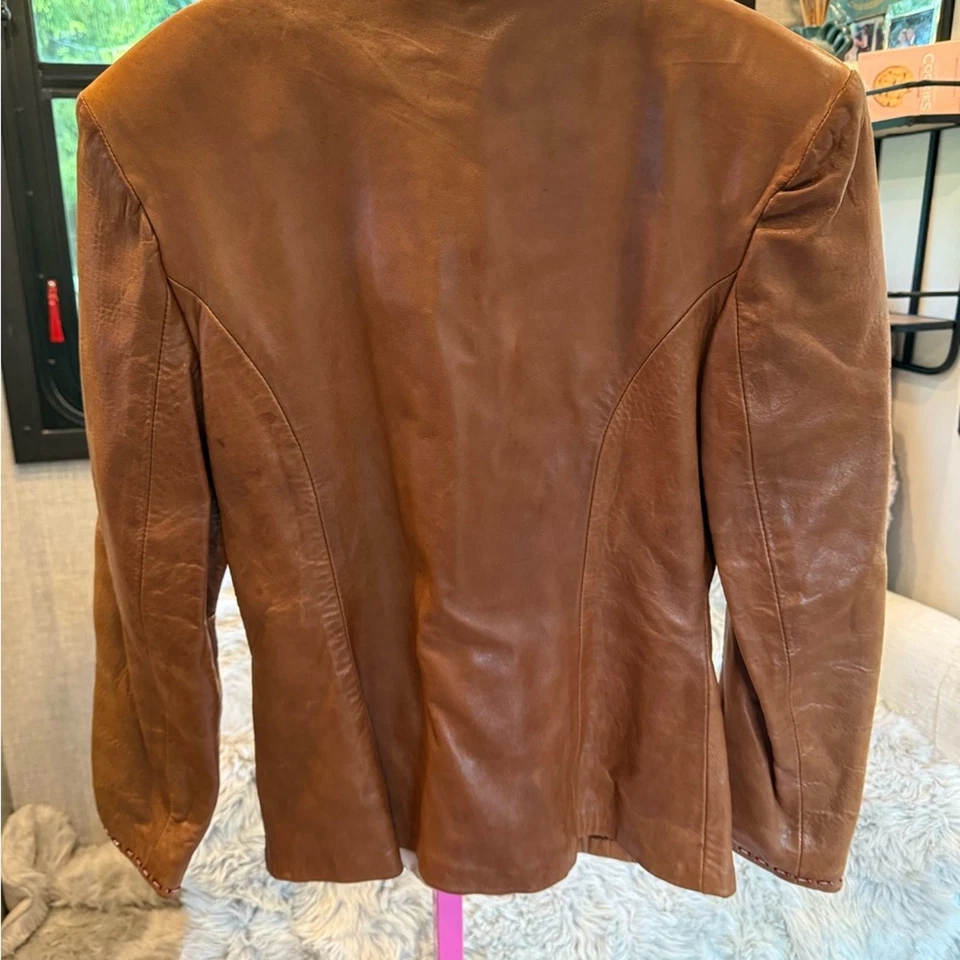 Renegade by REN & ELLIS Brown Leather Jacket with Embroidered Collar size small - Image 4 of 4