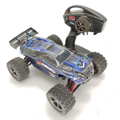 Traxxas 1/16 E-Revo VXL Brushless 4WD Racing Monster Truck 71076-3 Tqi RTR Used
