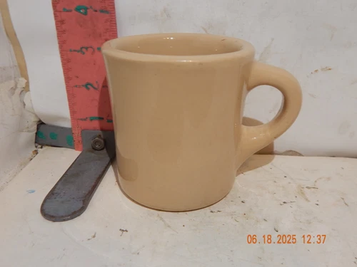 Tepco China tan restaurant/institutional/Military/Government use mug - No damage