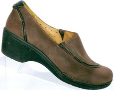 Clarks Unstructured Women's Brown Nubuck Slip On Loafers Shoes Size 8 M