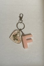 Initial Pink Letter F Resin Keychain, Cute Sparkling Glitter Butterfly Keyring