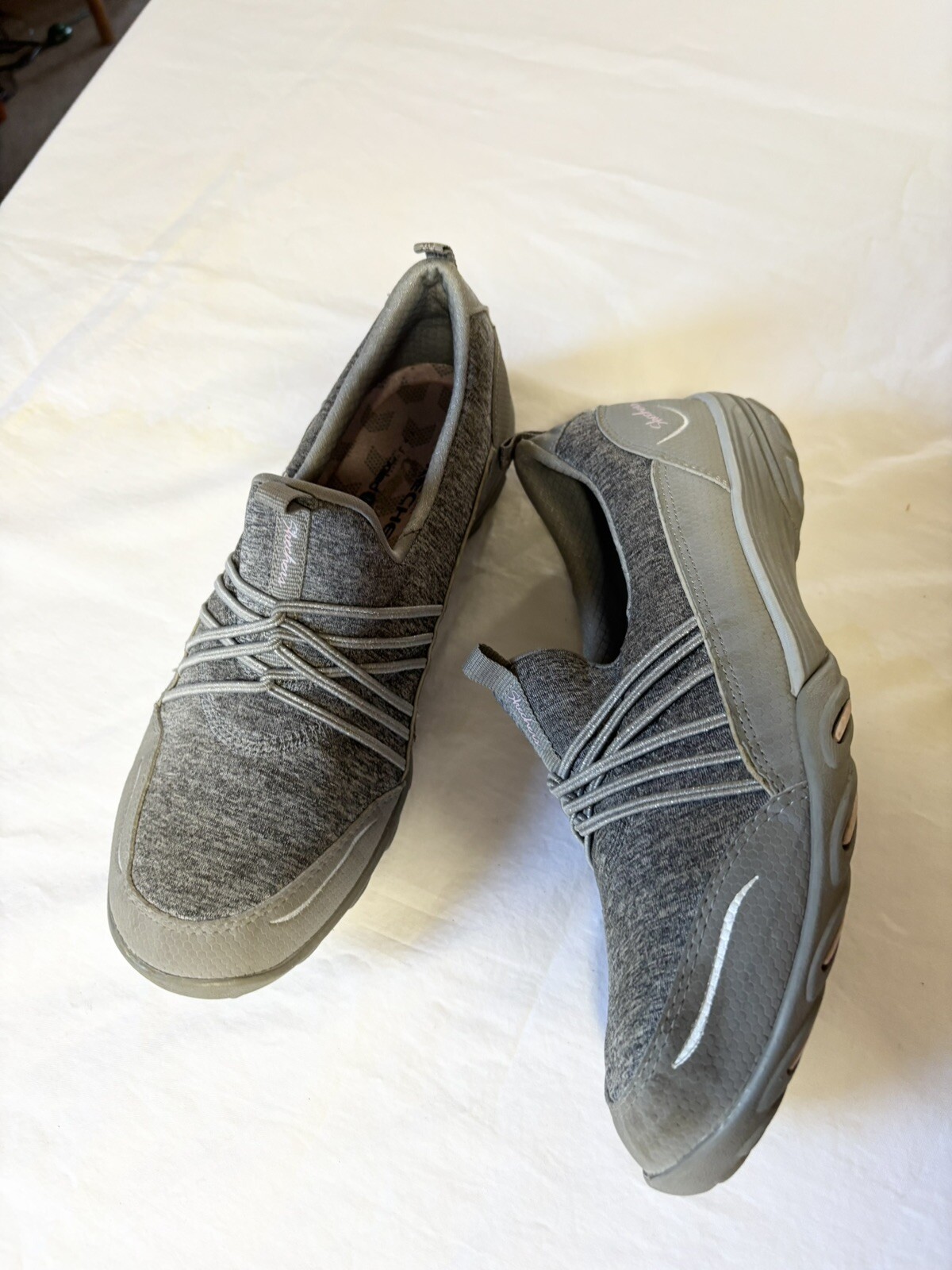 Skechers grey slip on walking shoes size 7.5-image