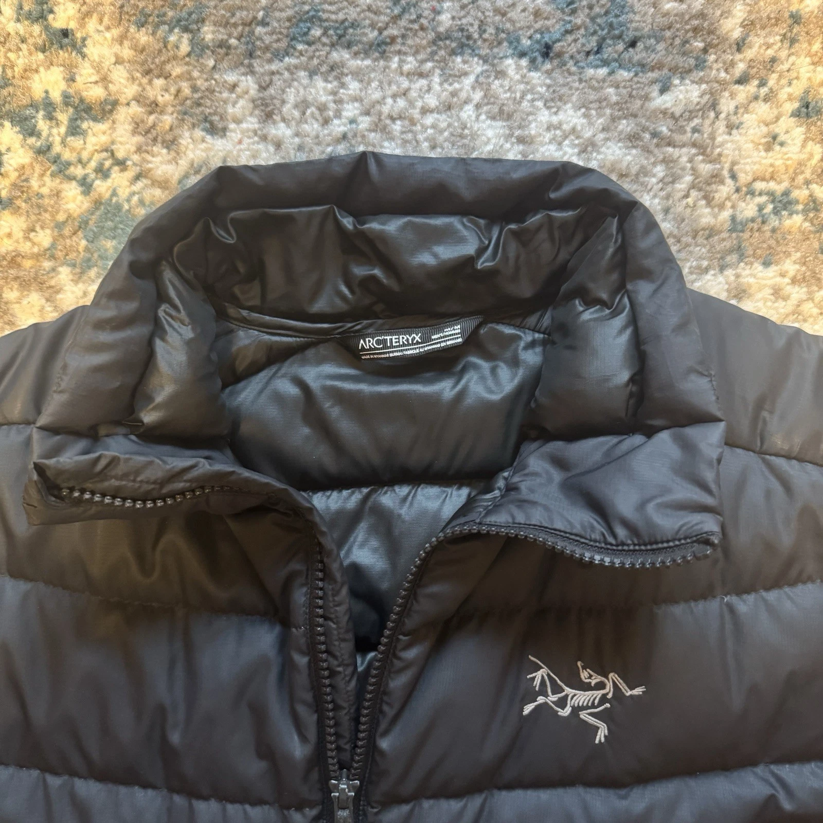 Arc'teryx Thorium Men's M Black 750 Down Lightweight Packable Full Zip Puffer image 2