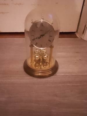 Alte Skelettuhr uhr Glaskuppel Quartz  Kunststoff Pedel Glaskuppel o115mm H200mm
