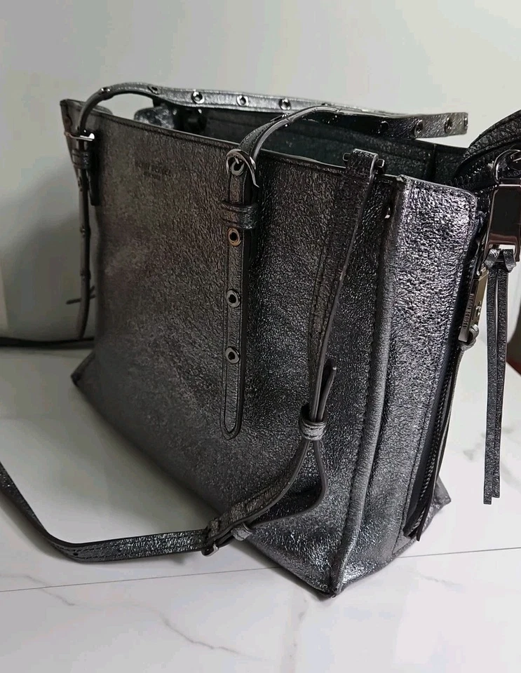 Bolso de Mano Henri Bendel Metálico Plateado Bolso de Hombro/Cartera Bandolera 12x9.5x4.5 Foto 4 de 4