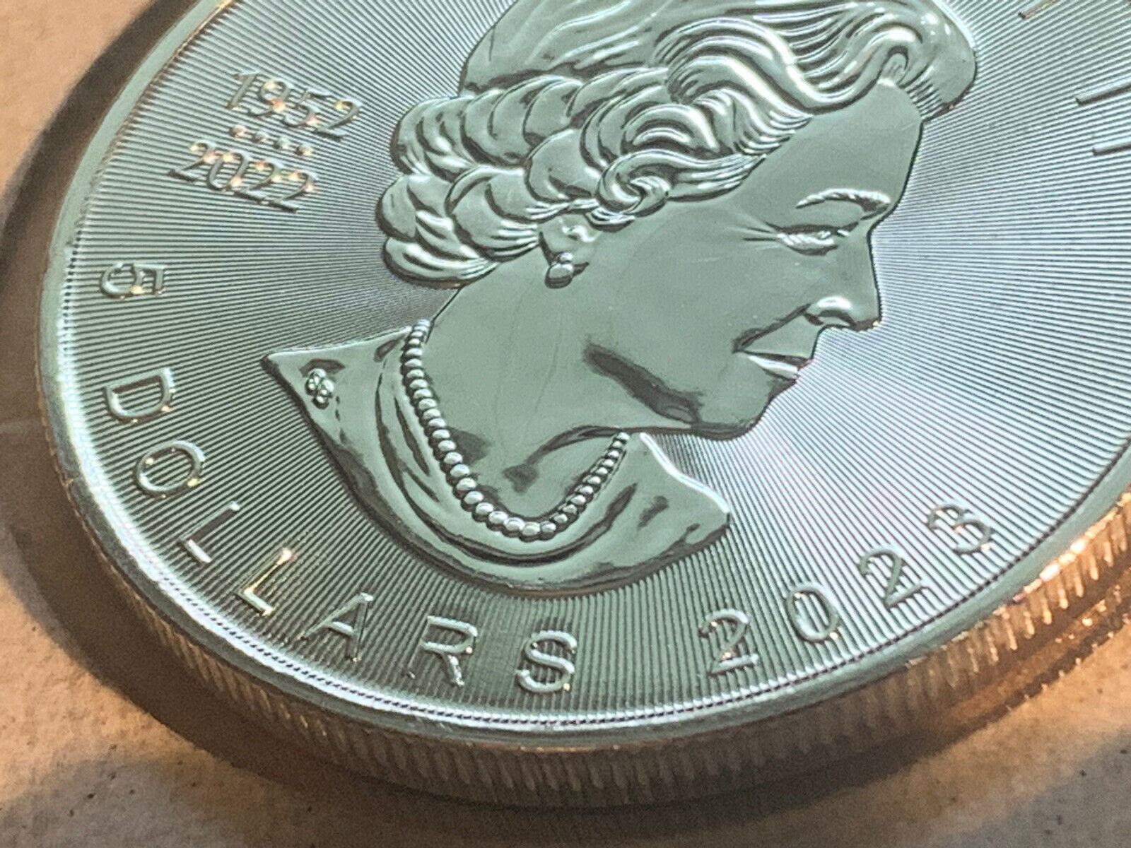 2023 Canadian Silver $5 Maple Leaf .9999 Pure 1 oz SHIPS FREE*