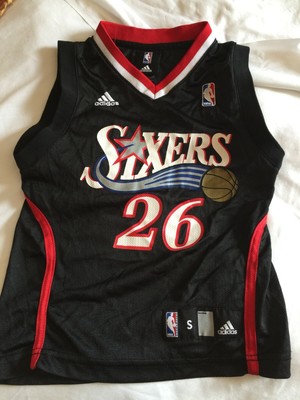 kyle korver 76ers jersey