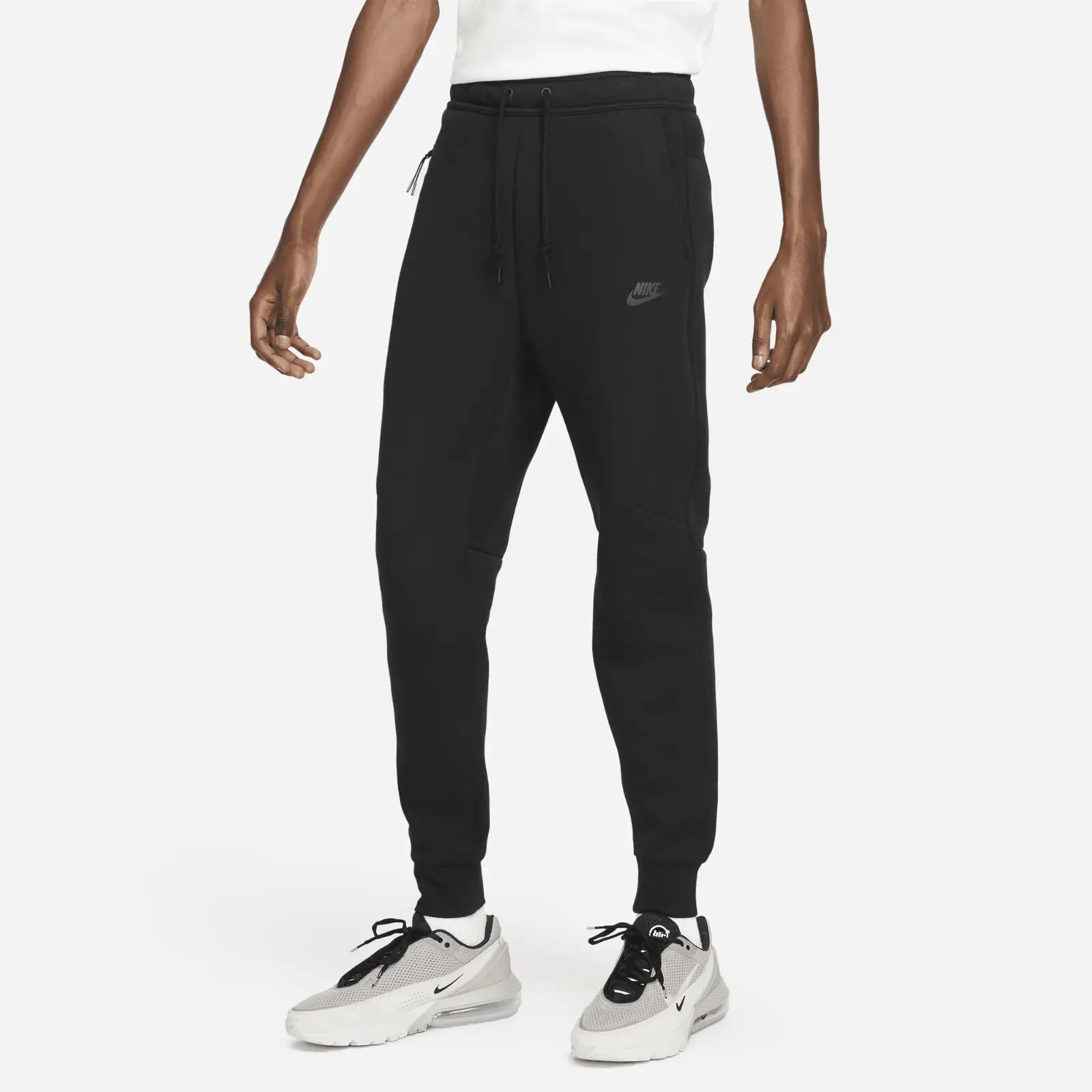 [FB8002-010] Мужские кроссовки Nike Tech Fleece Jogger черные * НОВИНКА*