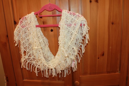 Justice Infinity Scarf - Picture 2 of 2