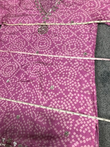 Túnica Barbie Alka Vora Vintage Seda Shibori Rosa TALLA ÚNICA Cubierta Profunda en V Usada en Excelente Condición - Imagen 9 de 12