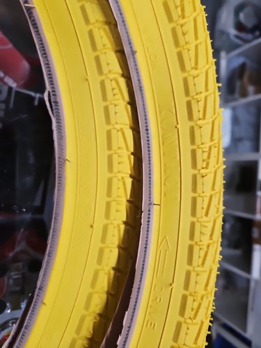 KENDA KONTACT AMARILLO NEUMÁTICOS BICICLETA BMX 20" x 1.95" par + TUBOS APTOS vieja escuela SE GT - Imagen 5 de 6