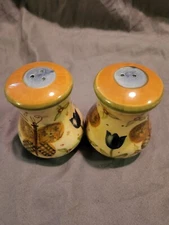 Lang & Wise Flower And Butterfly Salt And Pepper Shakers