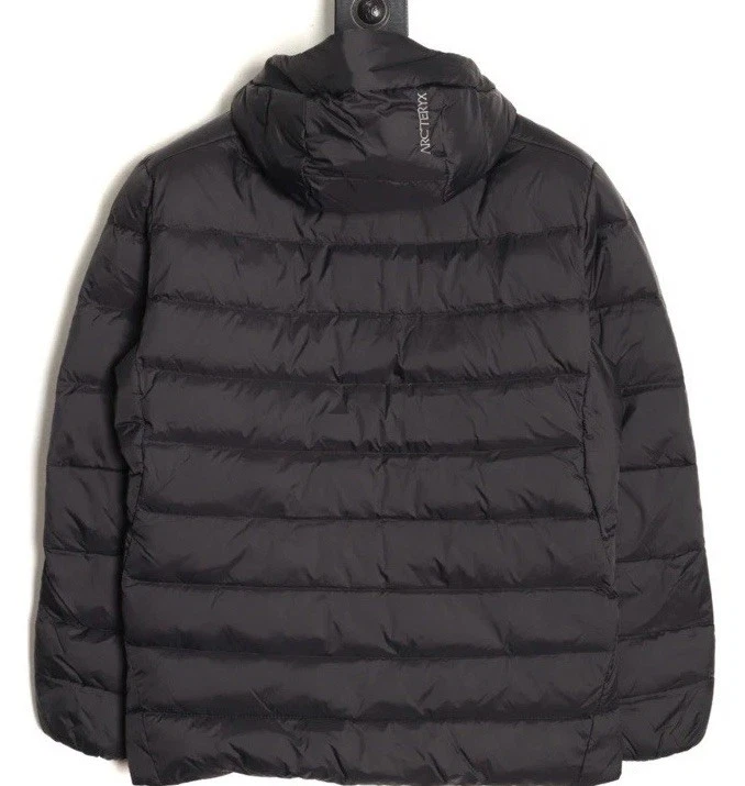 Мужской пуховик Arc'teryx Agrium размер средний цвет черный - Изображение 2 из 4