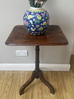 Vintage Arts & Crafts Wein Beistelltisch geschnitzte Platte japanischer Stil Podest Füße