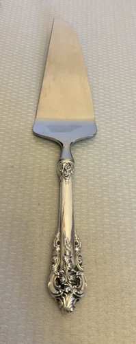 Wallace Grande Baroque Dessert Pie Cake Server Sterling Silver Handle 11"