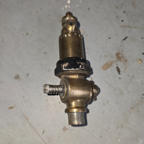 VINTAGE CAR OIL PRESSURE RELIEF VALVE ? FOR VINTAGE AND CLASSIC CARS BENTLEY ??
