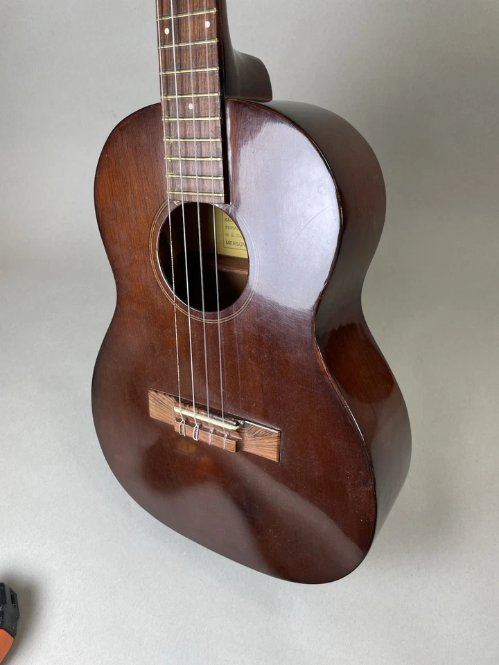 VTG Gianinni Baratone Ukulele w/ Case Made in Brazil - Image 4 of 4