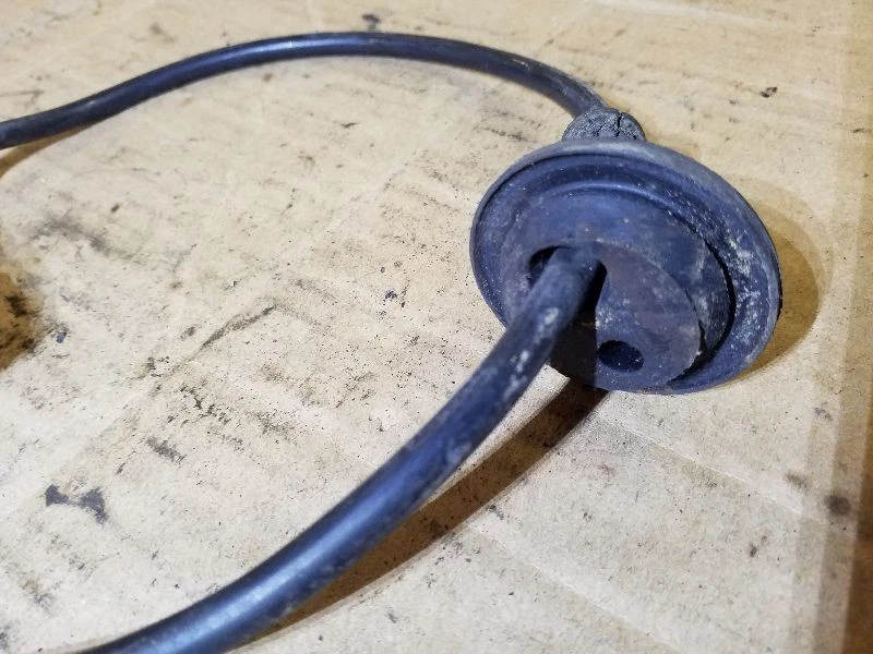 Sensor ABS velocidad rueda trasera izquierda | Se adapta a 98 99 00 Mercedes Benz C230 C280 Foto 2 de 4