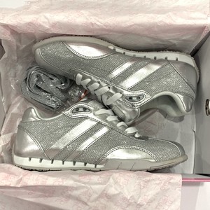 sparkly silver tennis shoes