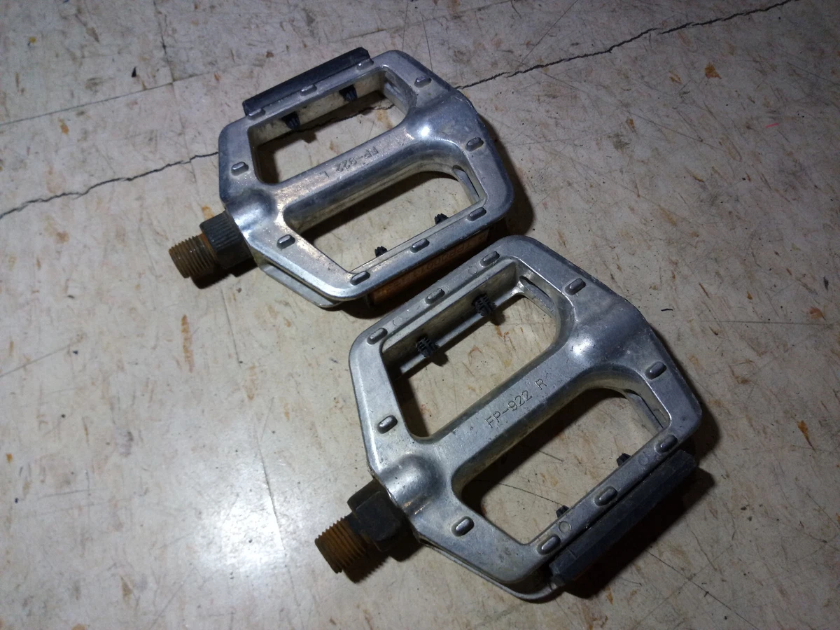 Mongoose bmx pedals sales