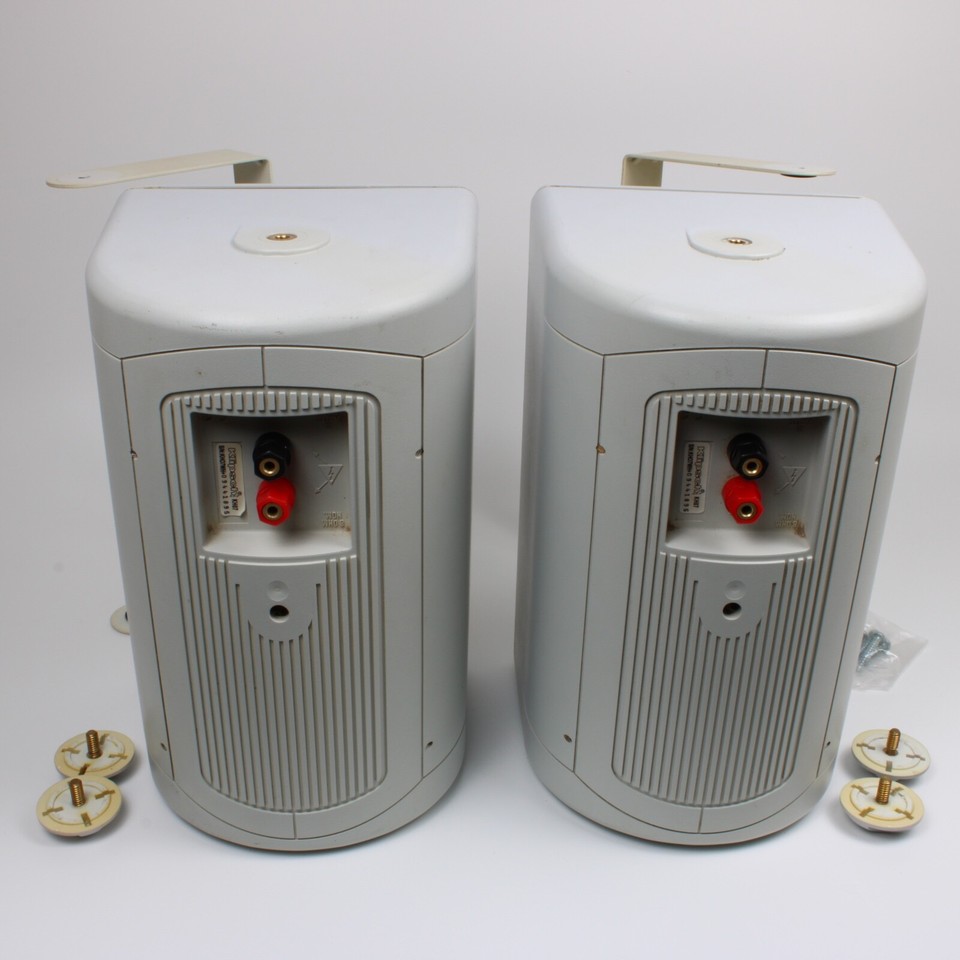 Klipsch KHO7 White Outdoor Speakers All Weather Loudspeaker (Pair) 2