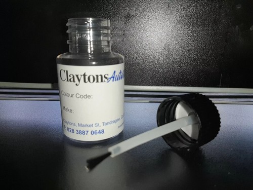 PAINT TOUCH UP FOR RANGE ROVER EVOQUE 2011-2018 WAITOMO GREY MET LKS 50ML - Picture 2 of 4
