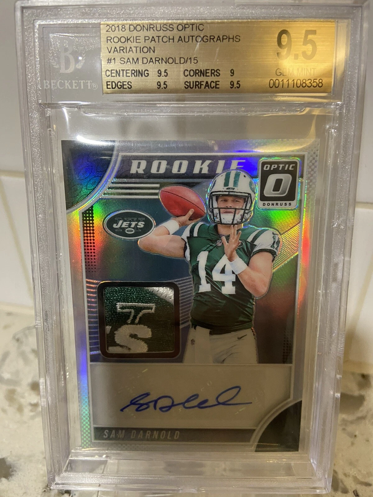 Sam Darnold Panini Donruss Optic Rookie Patch Autographs #RPVSJ Photo Variation