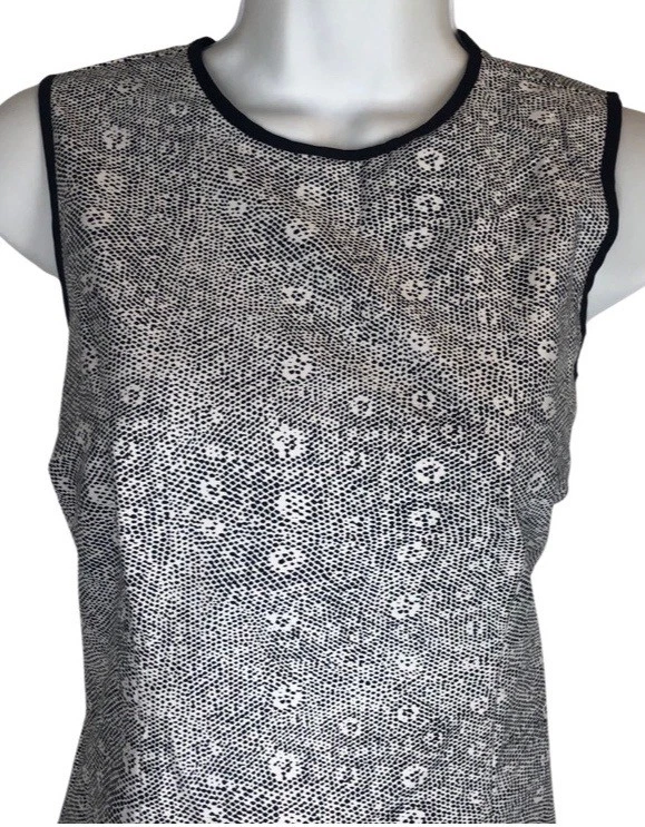 全新 Kenneth Cole Shift 连衣裙 8P 8 黑色白色蓝色花卉蛇皮无袖 — 第 2/4 张图片