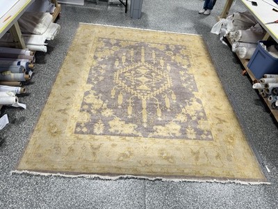 Surya Hand Knotted Área Carpet, Made In India. 120x100