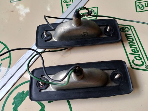 Nissan Skyline C210 180K Sidemaker Indicator - Picture 3 of 9
