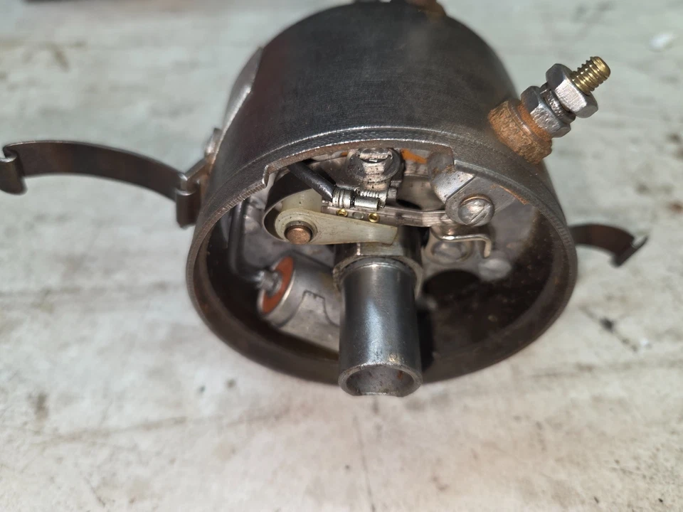 Willys Jeep 134 IAD4041 Prestolite distribuidor Foto 4 de 4