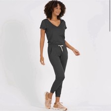 Vuori Performance Jumpsuit Charcoal Heather Gray V-Neck Jogger Short Sleeve M