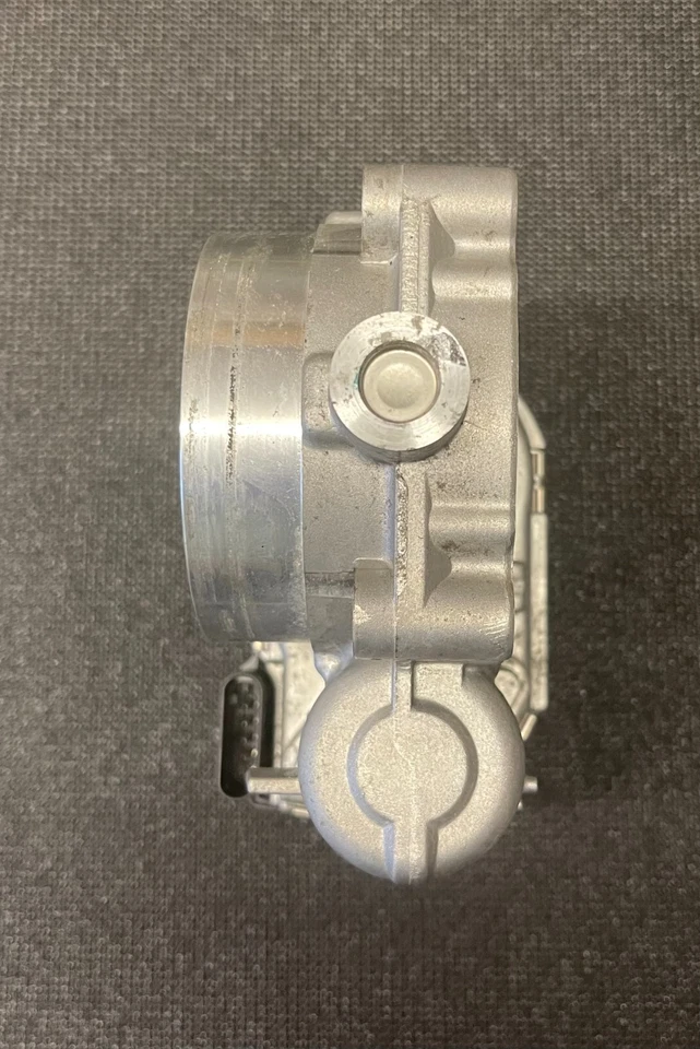 11 12 13 14 15 16 17 Dodge Grand Caravan 3,6 L carrocería del acelerador 05184349ac OEM Foto 3 de 4