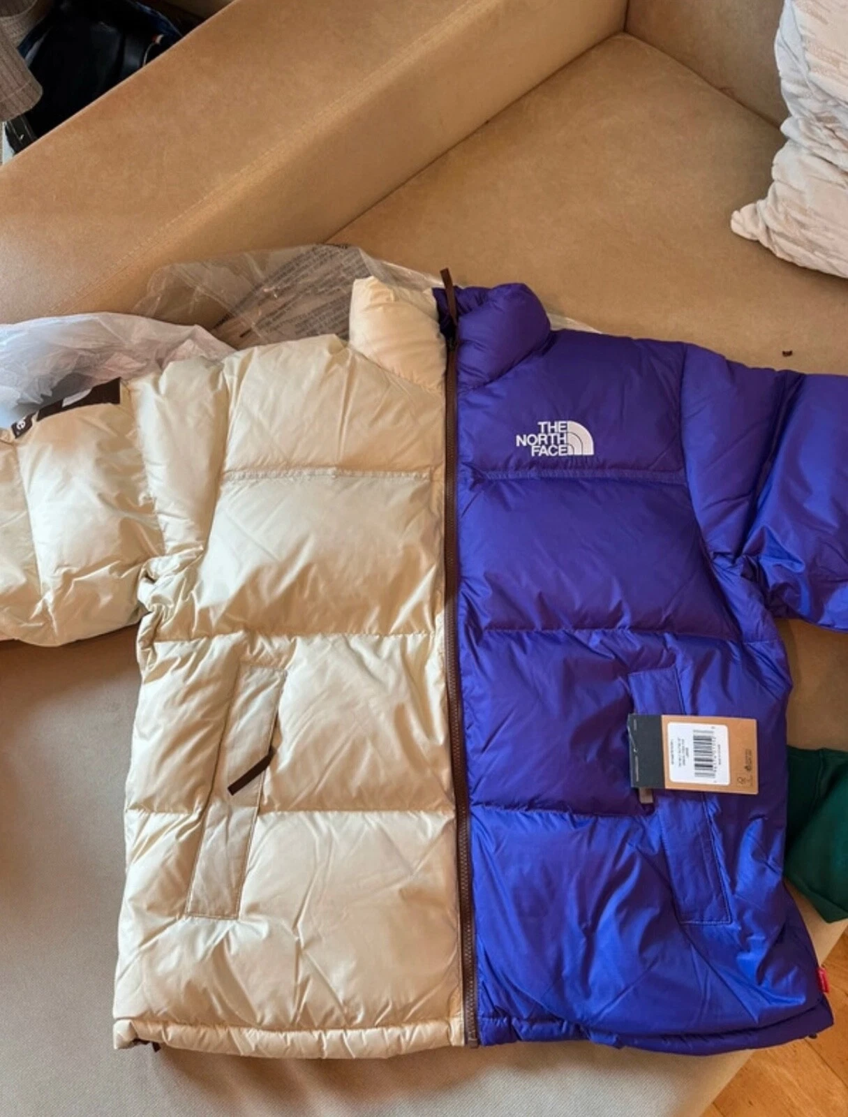 Supreme X The North Face Split Nuptse   L crème/violet